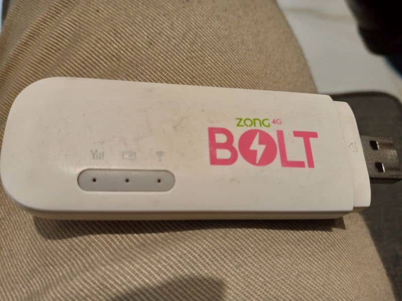 Zong bolt device USB port 1