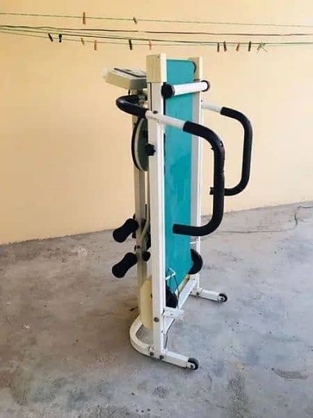 Treadmill lightly used 3