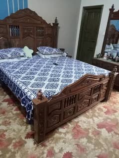 bed set for sale only 55000