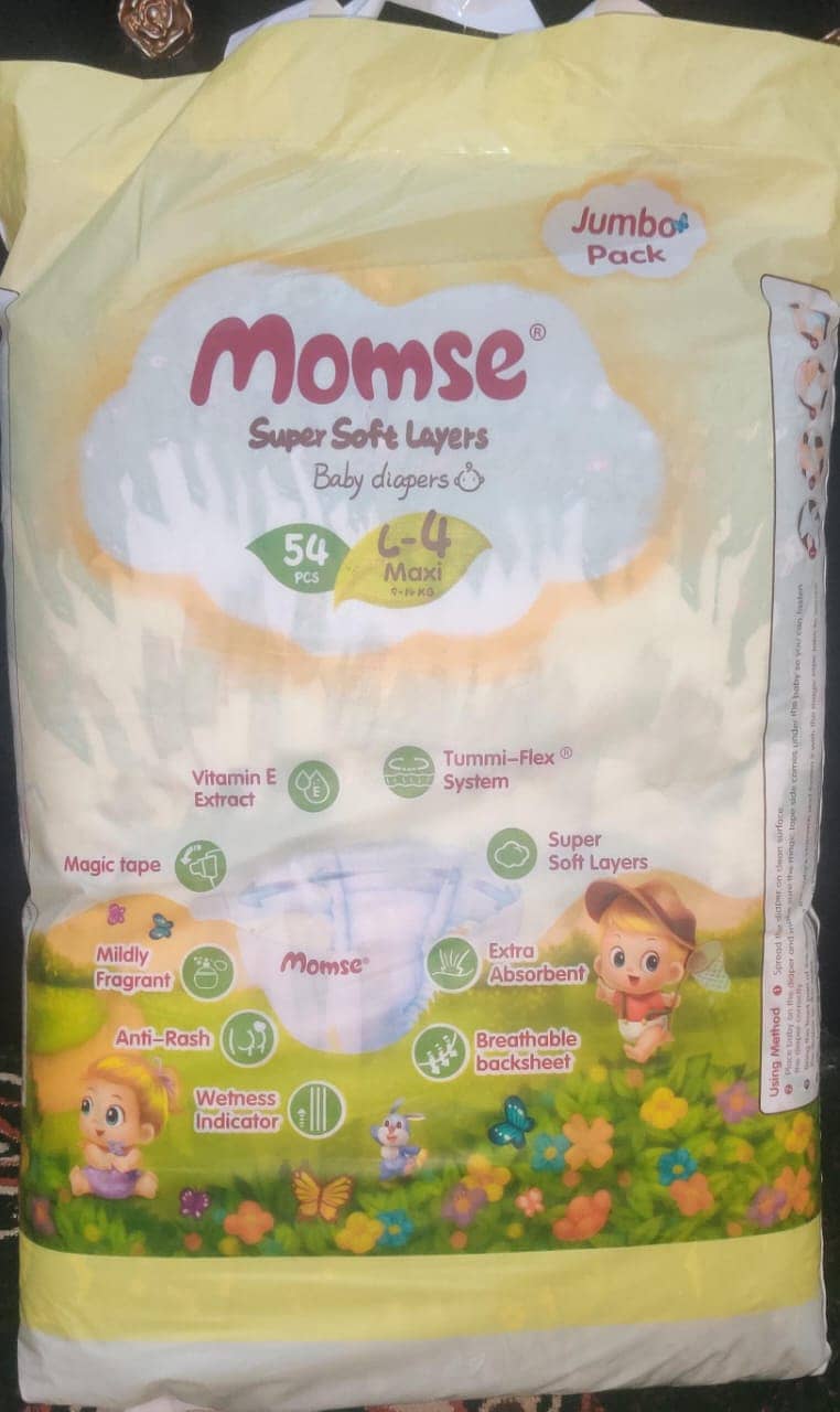 MOMSE AND BONAPAPA PAMPERS/DIAPERS FOR SALE IN LAHORE 8