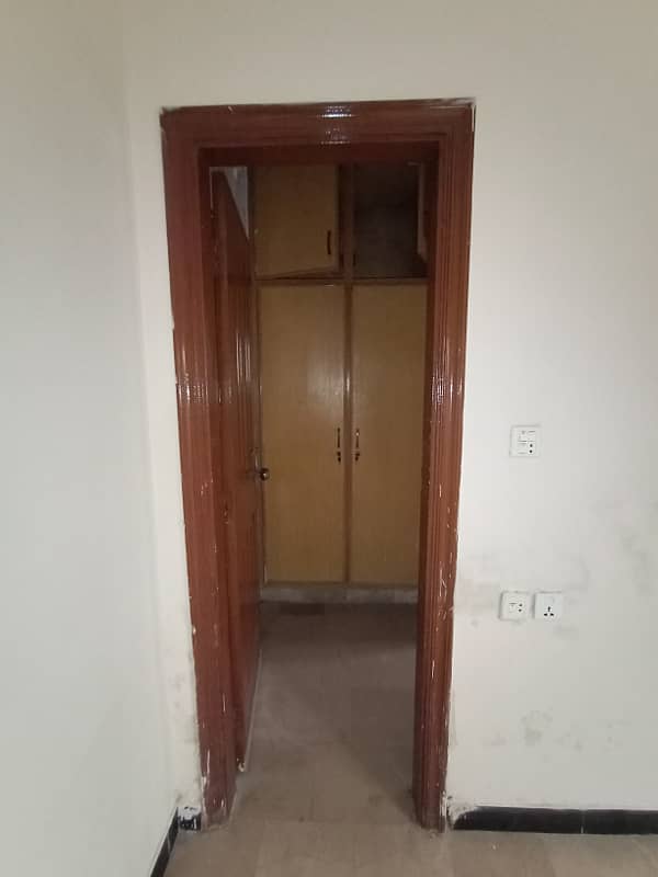 Apartment For Rent Madina Town Khayaban Colony 4