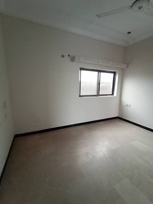 Apartment For Rent Madina Town Khayaban Colony 5