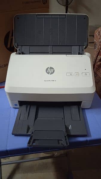 HP Scanjet Pro 3000 s3 sheet feed scanner 1