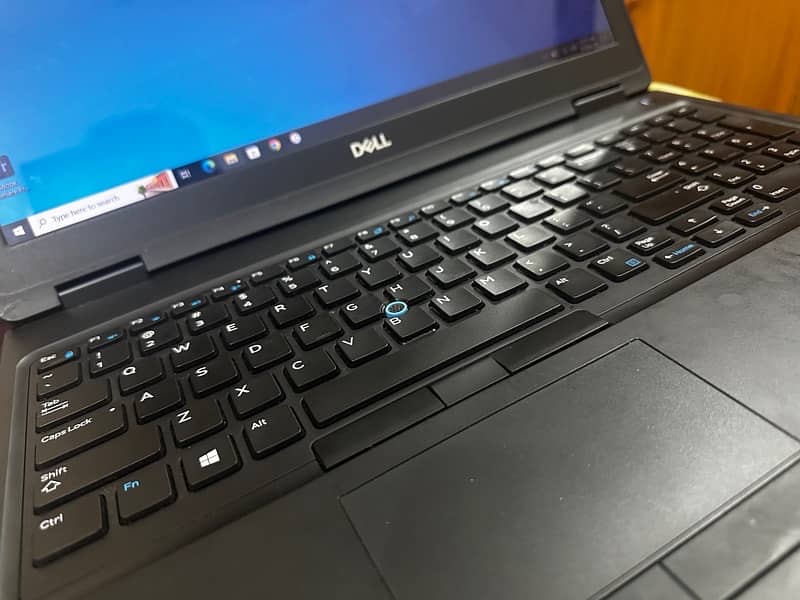 Dell Precision 3530 Laptop 1