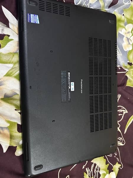 Dell Precision 3530 Laptop 5