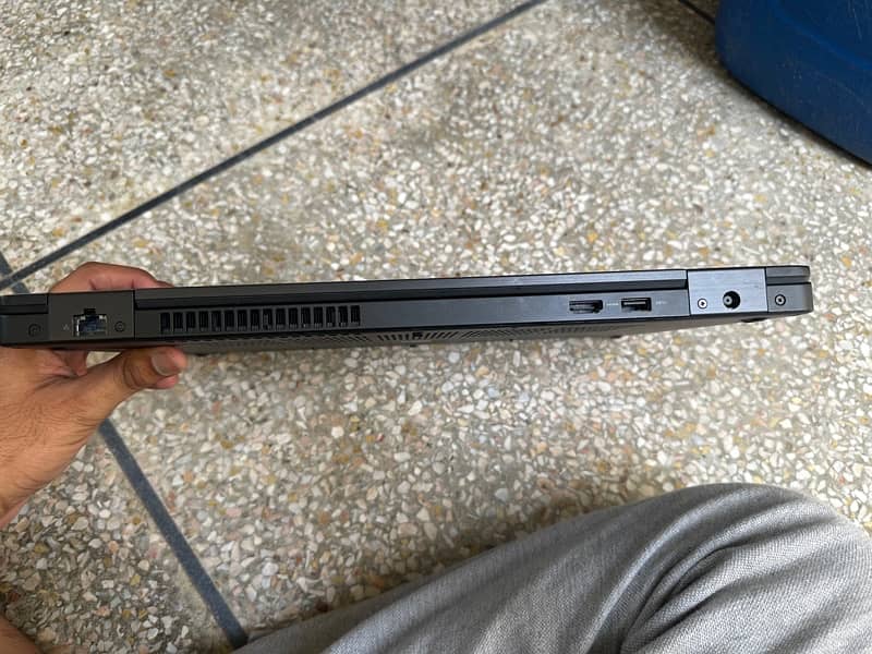 Dell Precision 3530 Laptop 7