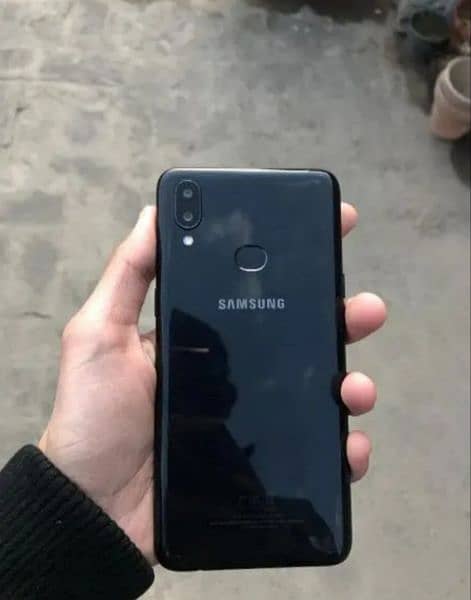 Samsung galaxy A10S 2/32 full ok iPhone sa exchange ho jaye ga 1