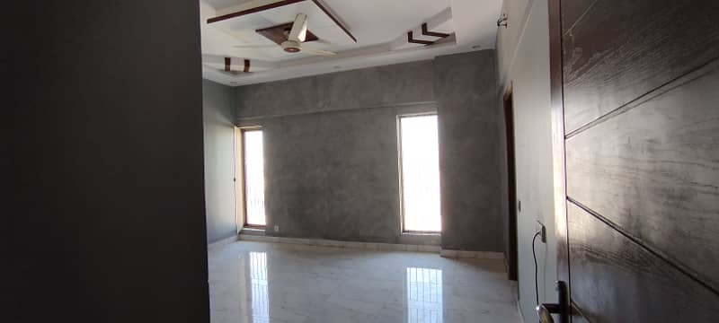 1400 Square Feet Flat For sale In Bahadurabad 14