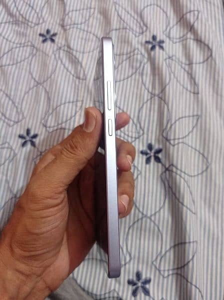 Oppo reno 11F 8+8/256 only few days used 4