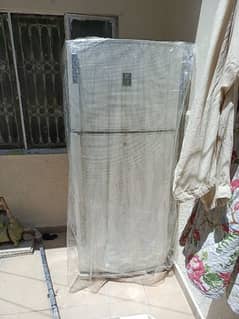 Dawlance Full size Refrigerator