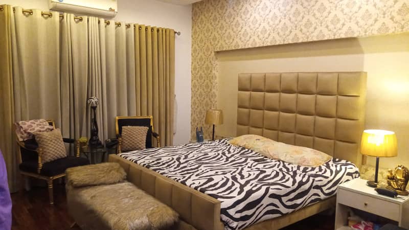 VIP Furnished Room for rent in dha phase 8 ex park view 3
