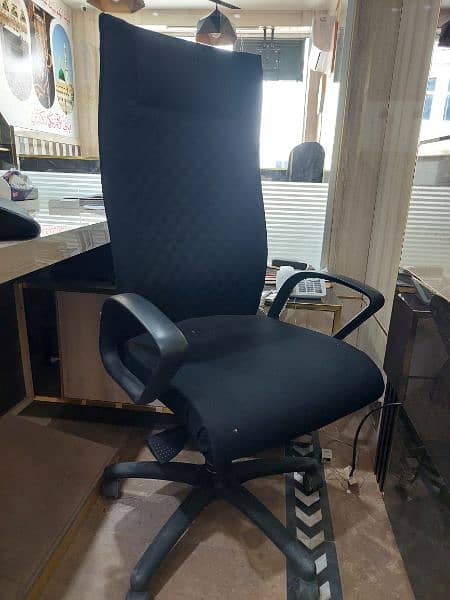 Brand: Offisys By MASTER (5 Chairs) 14