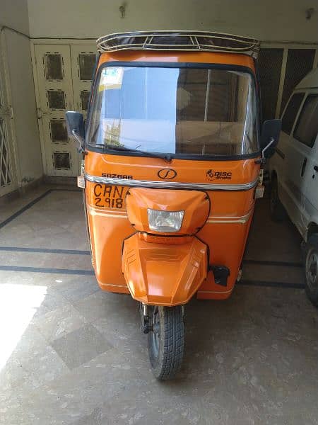 Rickshaw Deluxe XL 200 CC 0