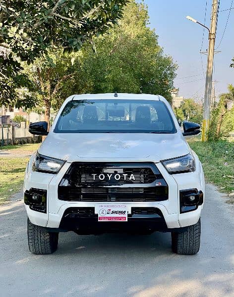New Invoiced Toyota Hilux Revo GRS 2023 forsale 4