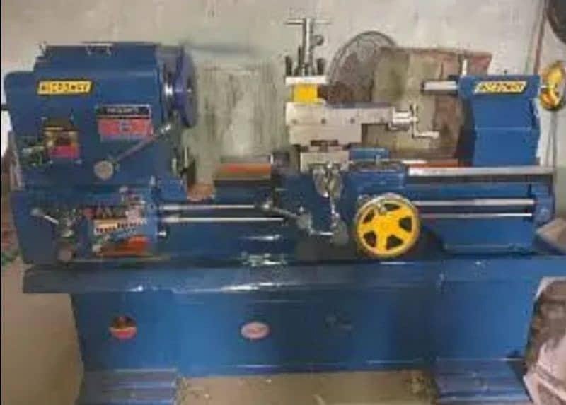 lathe machine 8 feet We Deals in all kinds Auto Mobile Machinery avail 8