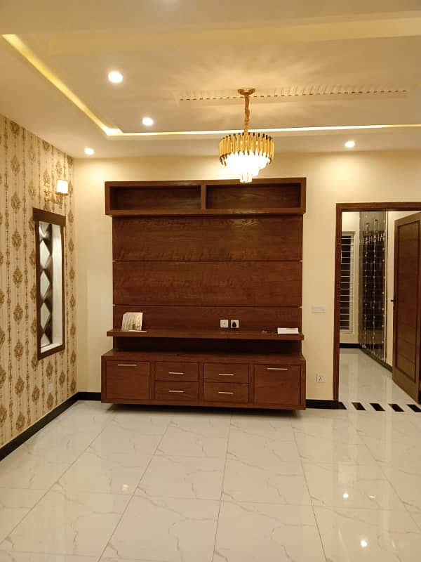 5 Marla Brand NEw House Available For Sale In Park View City Lahore 0