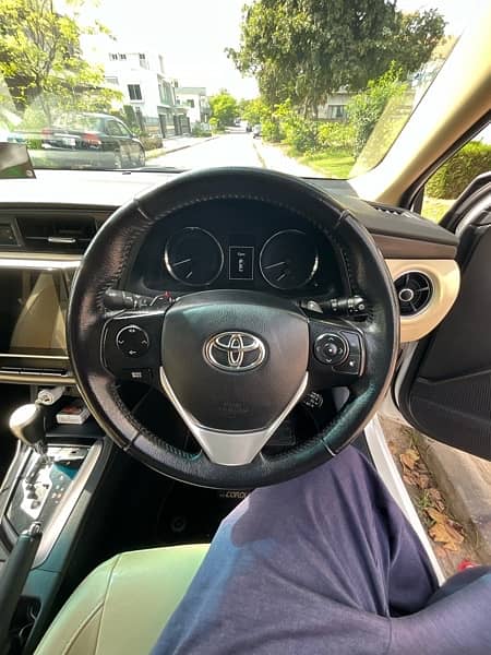 Toyota Corolla Altis Grande 1.8  2021 8
