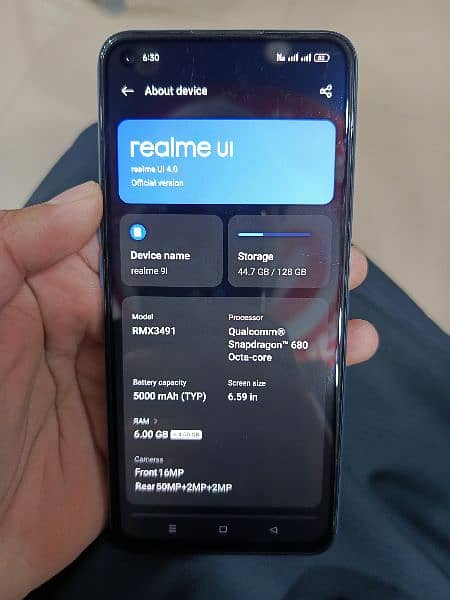 Realme 9i (10/10 condition 128/6 ram. 50mg cam 33watt charging) 5