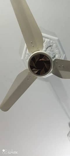 ceiling fan just like new