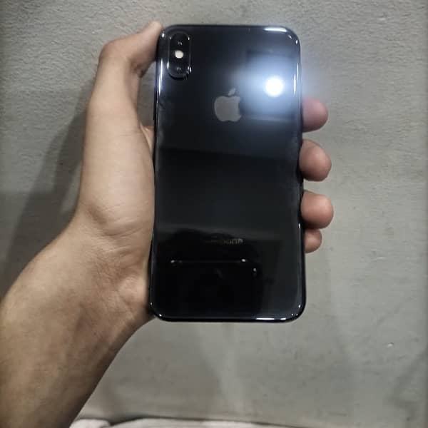 iphone x 64gb 10/10 03085570544 only whatsapp 0
