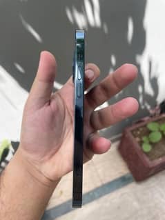 IPHONE 12 pro 256gb pta approved . 0