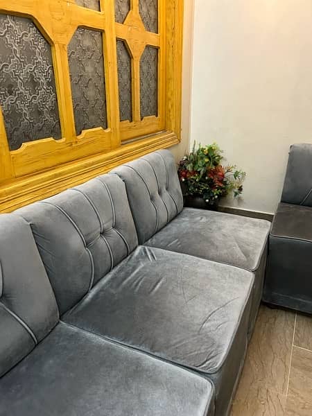 6 seater velvet sofas 3