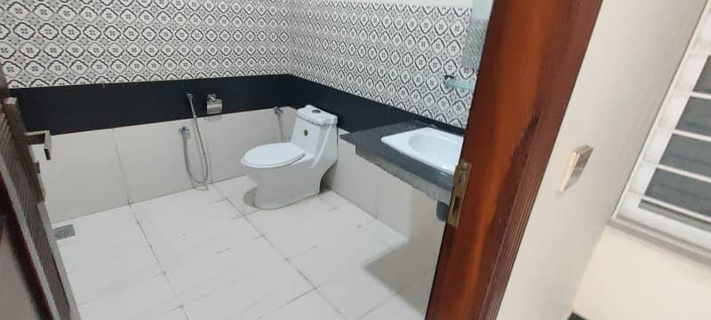 Upper Portion For Rent in G16 Sector Islamabad 3