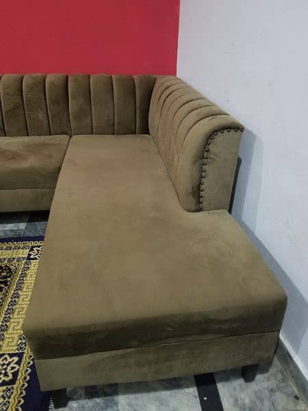 L shape 7 seater sofa 10/10 condition not is use 2