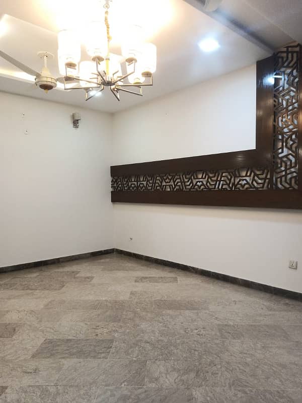 10 Marla House For Sale Sector B IN Bahria Town Lahore 10