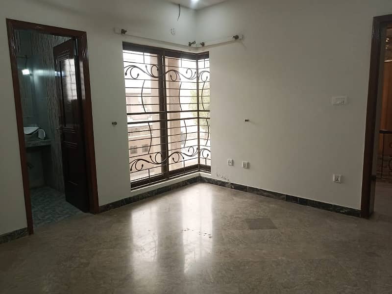 10 Marla House For Sale Sector B IN Bahria Town Lahore 11