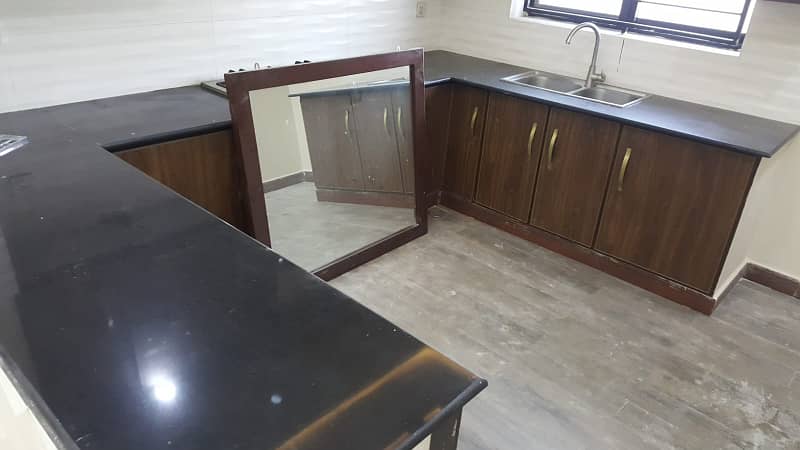 10 Marla Upper Portion For Rent In Sector C Bahria Town,Lahore 5