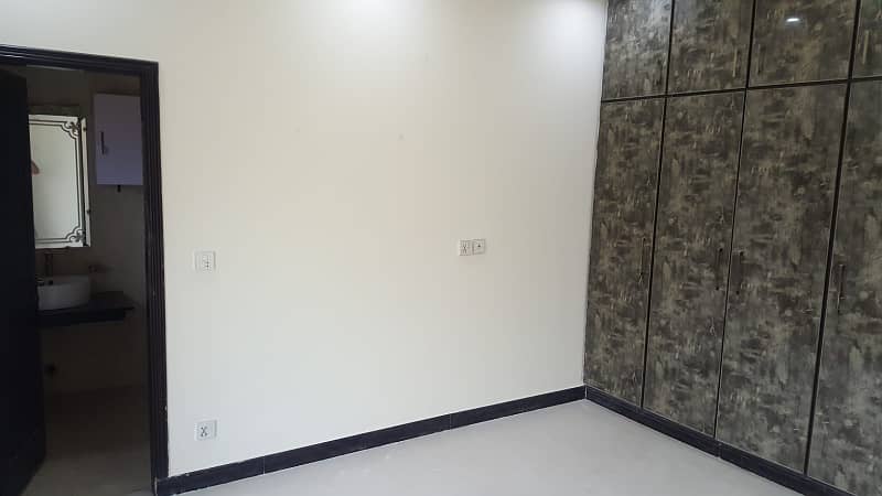 10 Marla Upper Portion For Rent In Sector C Bahria Town,Lahore 6