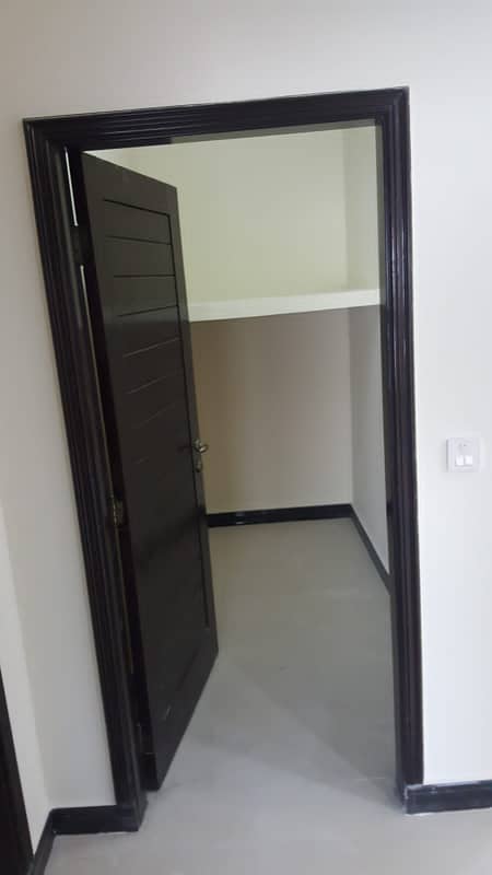 10 Marla Upper Portion For Rent In Sector C Bahria Town,Lahore 11