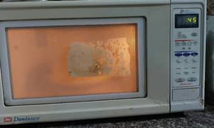 Dawlance digital Microwave Oven