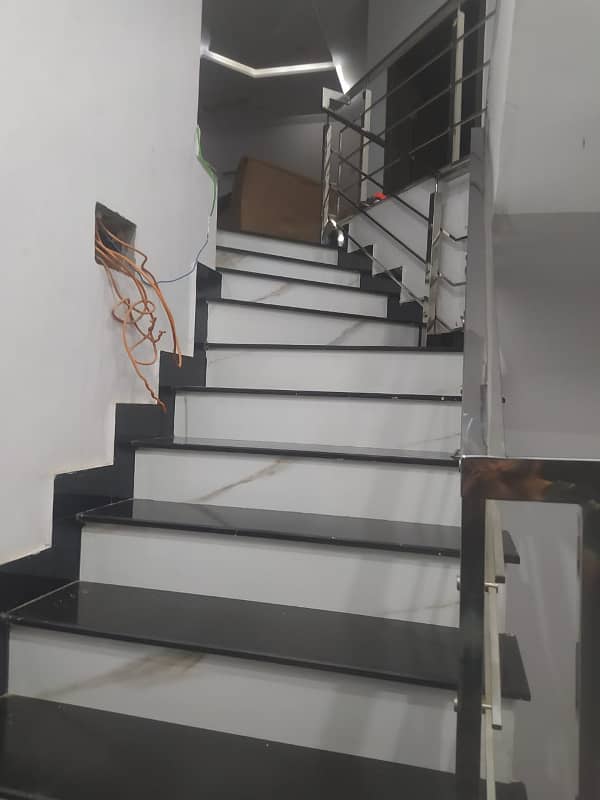 10 Marla Upper Portion For Rent In Oversses B Ext Bahria Town Lahore 7