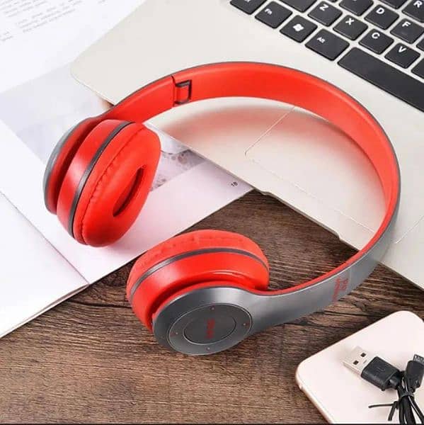 P47 Bluetooth Foldable Headset With Microphone Support 2