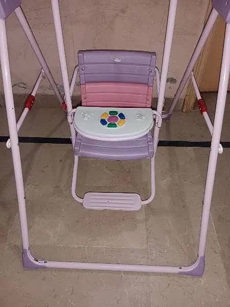 Baby chair swinging light purpal colour for sale 0