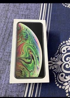 iphone XSMAX NON PTA NON Active 64 GP with box and charger
