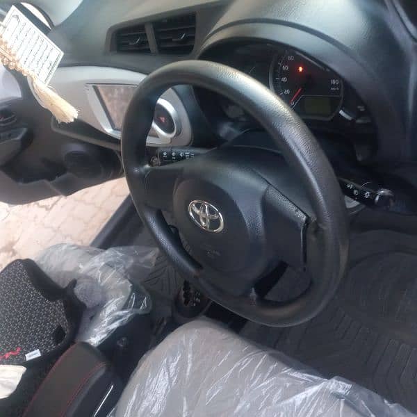 Toyota Vitz 2016 2