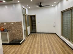 Saprit house for rent in mumdy colony near range road rwp