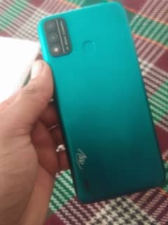Atil A48 2 GB Ram 32 prove full OK mobile is number PA Cl 03015909316