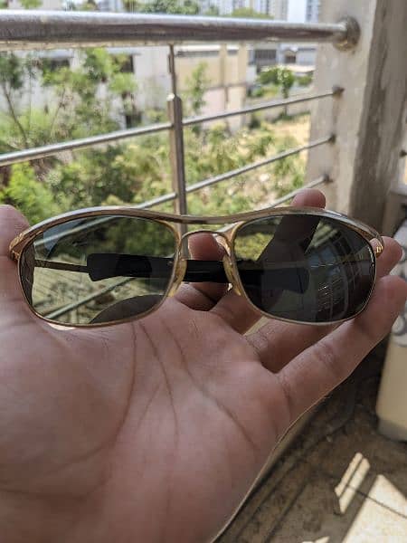 Ray-Ban sunglasses, 9