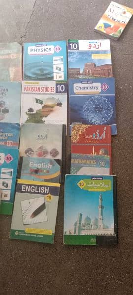 Class 9  and 10 books 10/10 condition+ unique notes of both classes 1