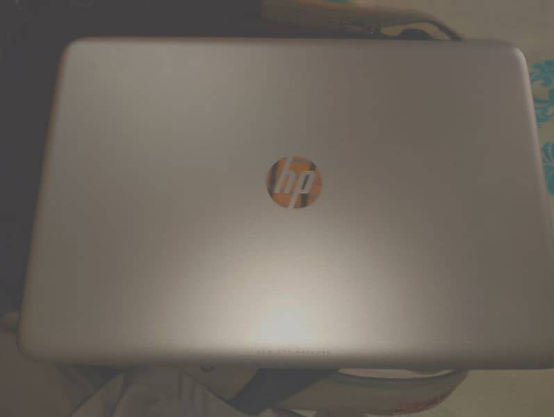 HP M6 Laptop 1