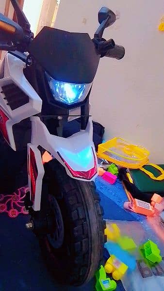 kids electric bike in Good condition 4