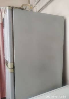Waves Refrigerator Condition 8/10 Used urgent sale