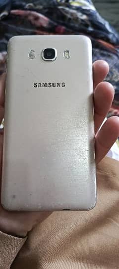 Samsung J7 (2106)