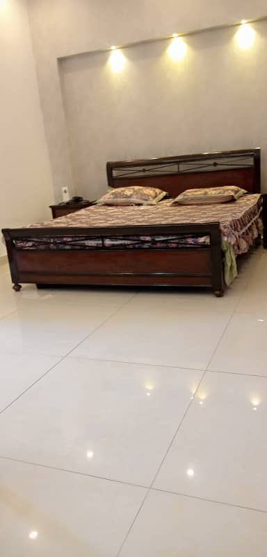 Furnished Room for rent in dha phase 8 ex park view 4