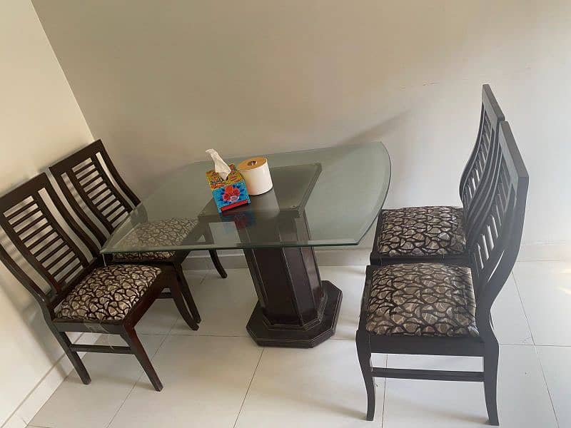 Dining Table with 4 Chairs 2