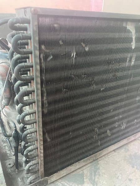 General Window AC in genuine condition. 1